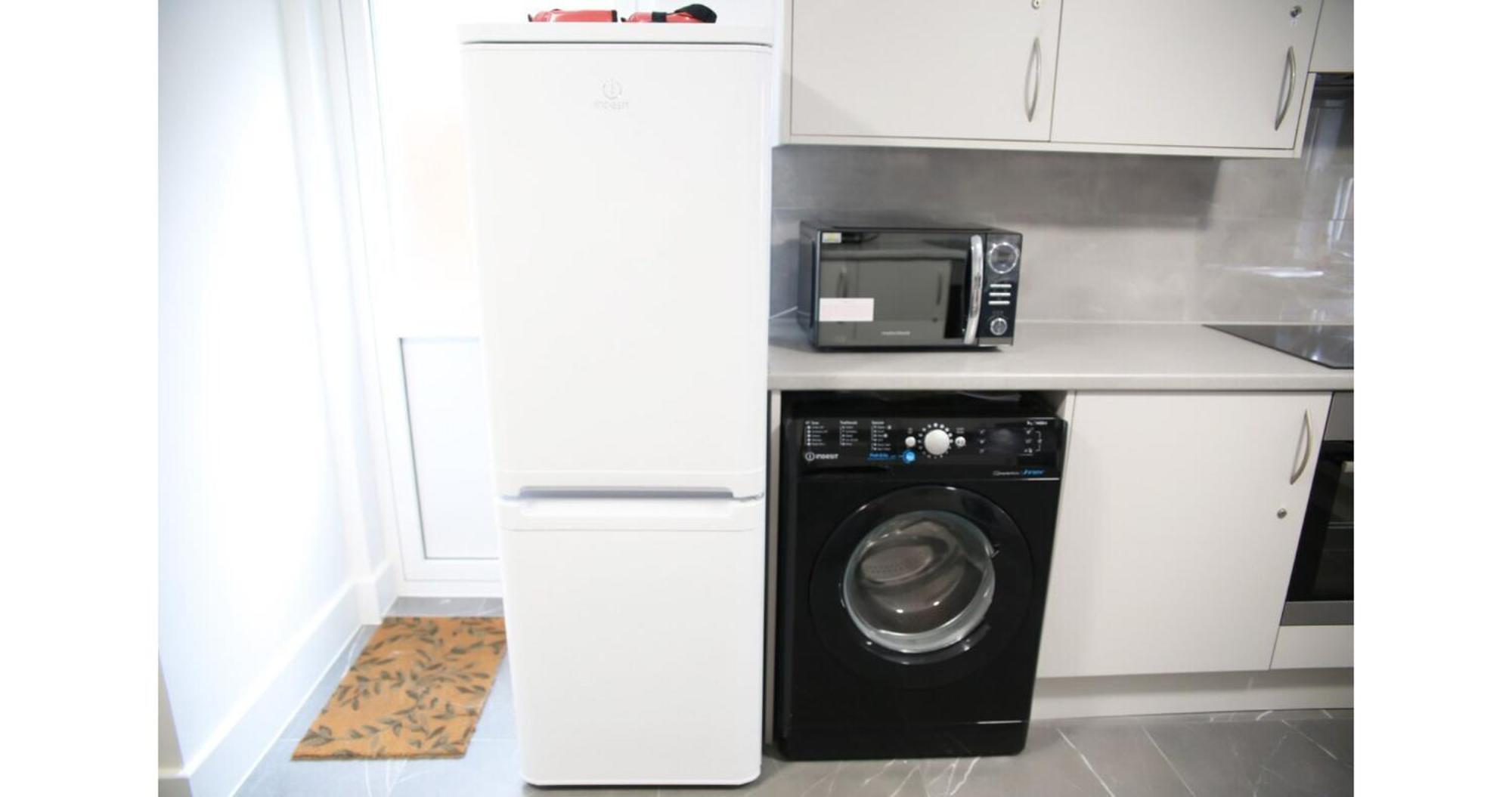 Cricklewood Deluxe Ensuite Room ลอนดอน ภายนอก รูปภาพ