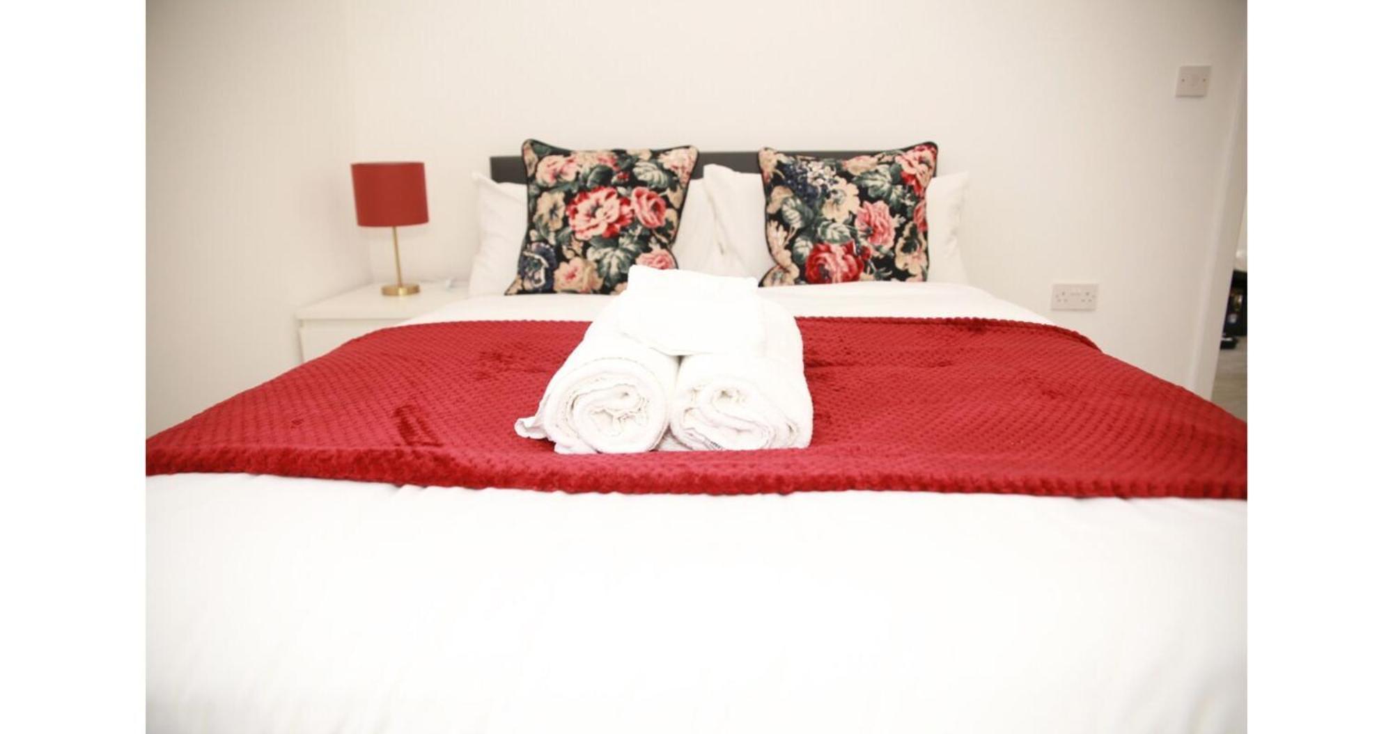 Cricklewood Deluxe Ensuite Room ลอนดอน ห้อง รูปภาพ
