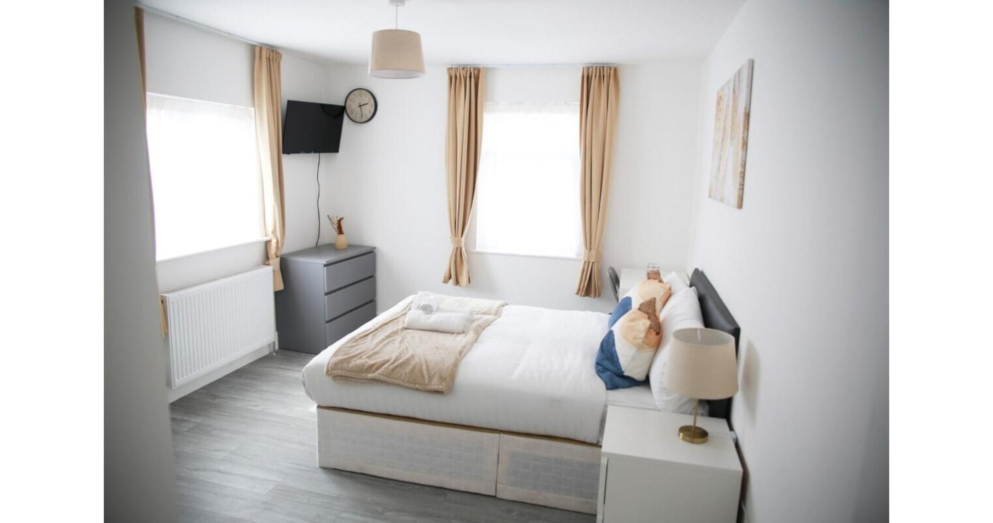 Cricklewood Deluxe Ensuite Room ลอนดอน ห้อง รูปภาพ