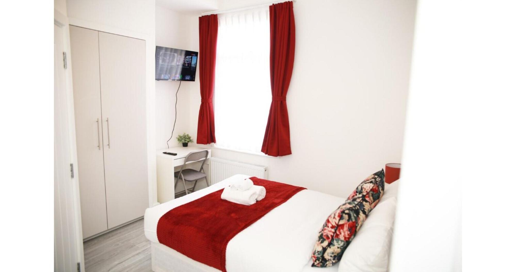 Cricklewood Deluxe Ensuite Room ลอนดอน ห้อง รูปภาพ