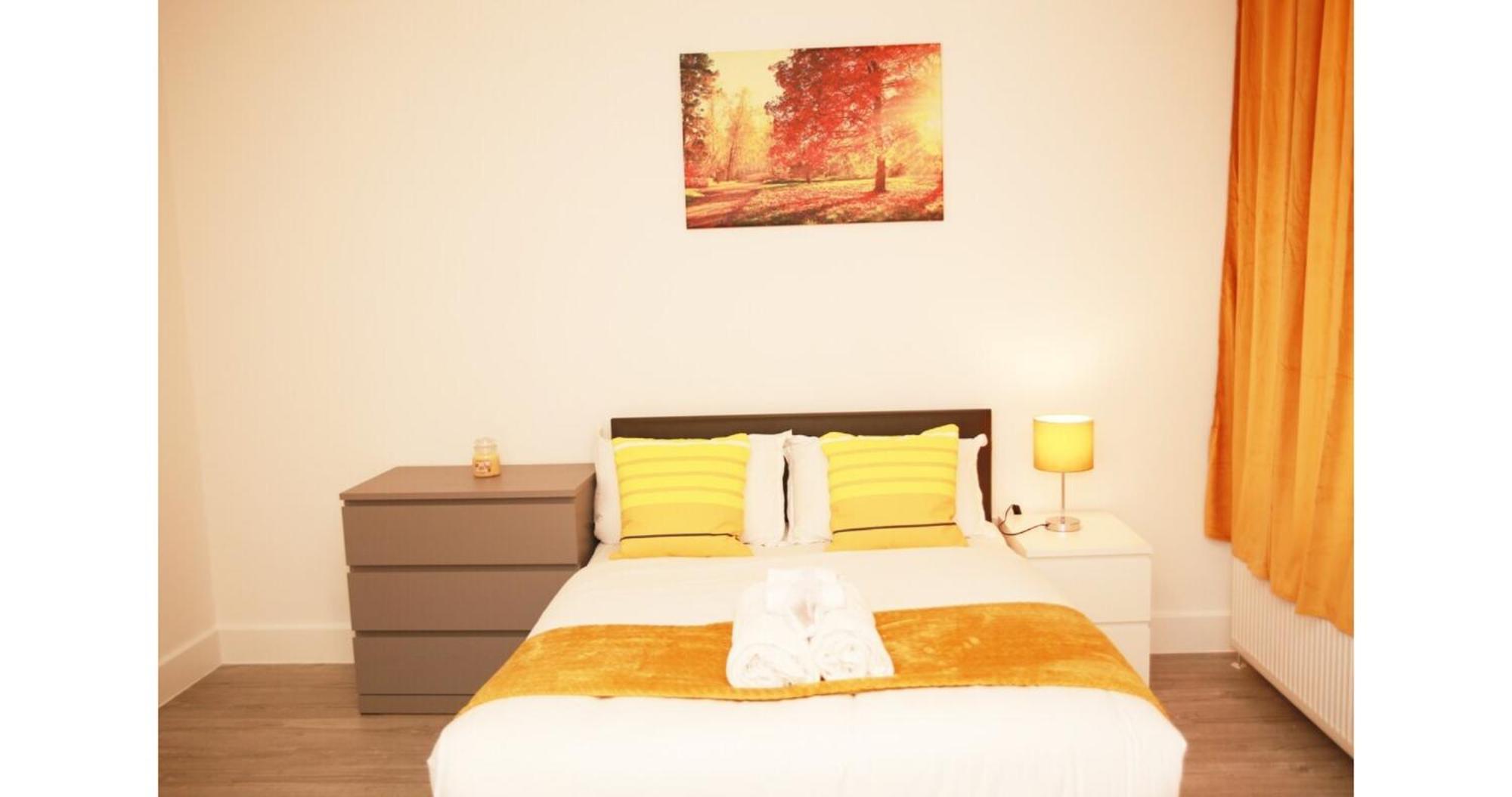 Cricklewood Deluxe Ensuite Room ลอนดอน ห้อง รูปภาพ